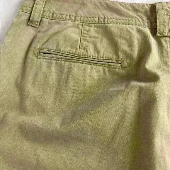 Eddie Bauer Womens Size 6 Tan Khaki Capri Wide Leg Pants Embroidered Accents - Picture 16 of 16